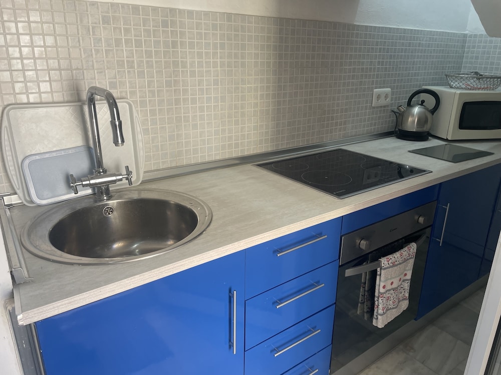 Family Apartment, 2 Bedrooms, Ground Floor photo 2
