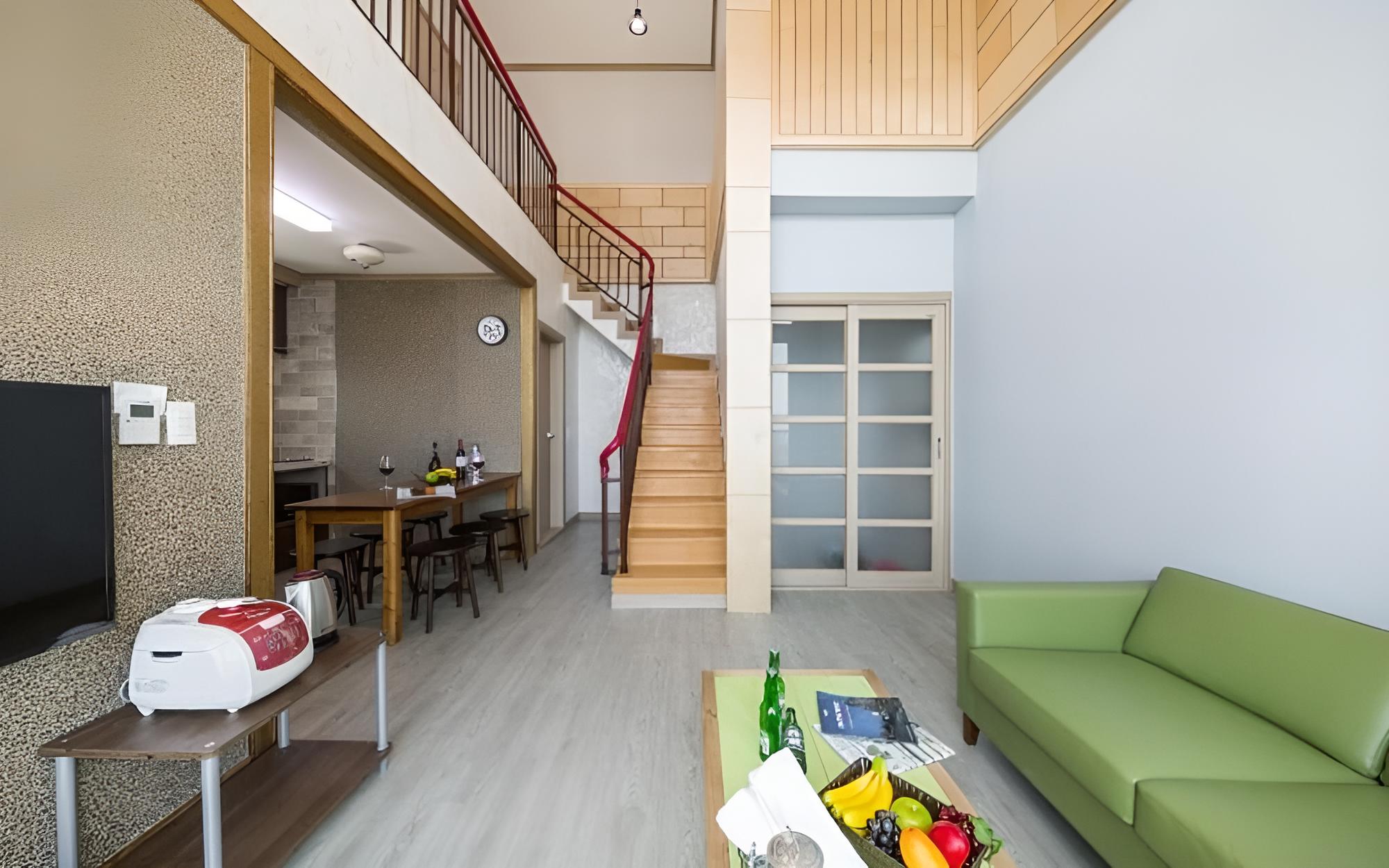 Room (Budiling Na Room 205) photo 2