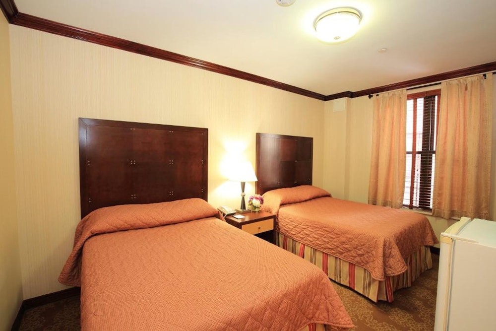 Studio, 2 Double Beds, Kitchenette photo 3