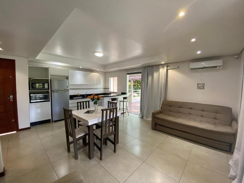 Family Penthouse, 2 Bedrooms, Beachside