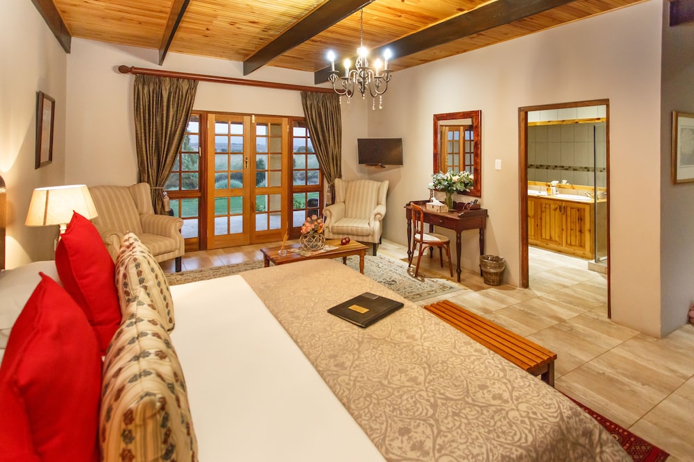 Luxury Suite, 1 Bedroom (Garden) - Photo 1