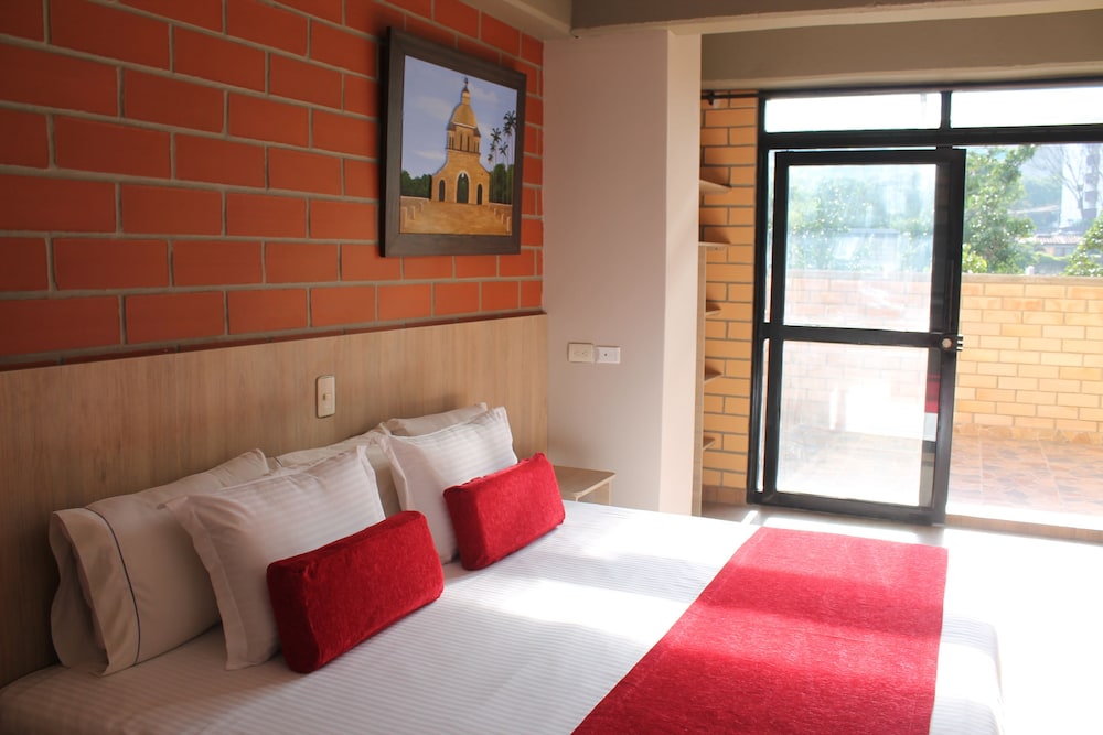 Deluxe Double Room photo 3