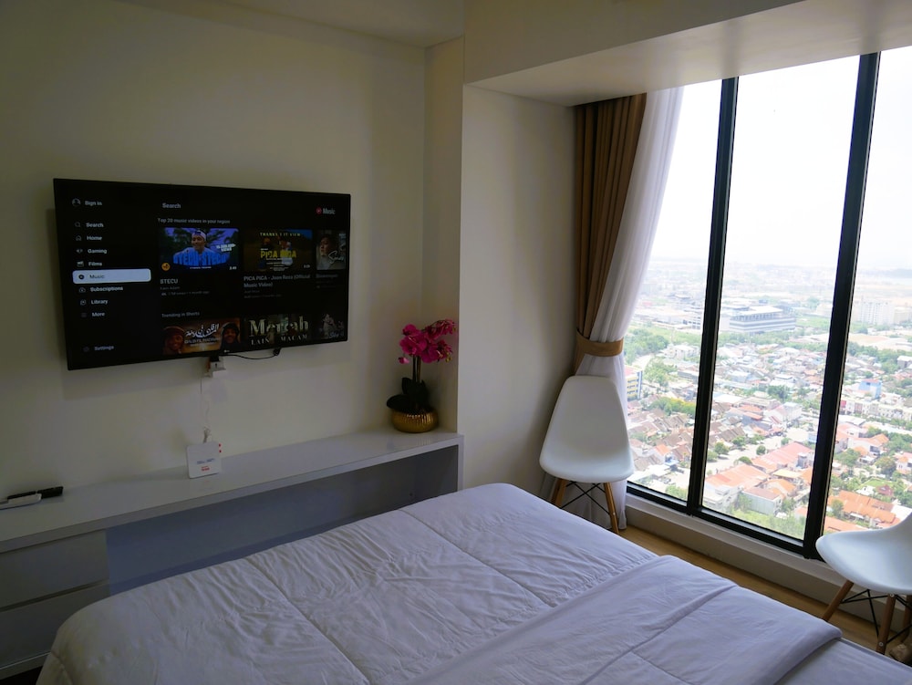 Royal Studio, 1 Queen Bed, Non Smoking, Sea View photo 3