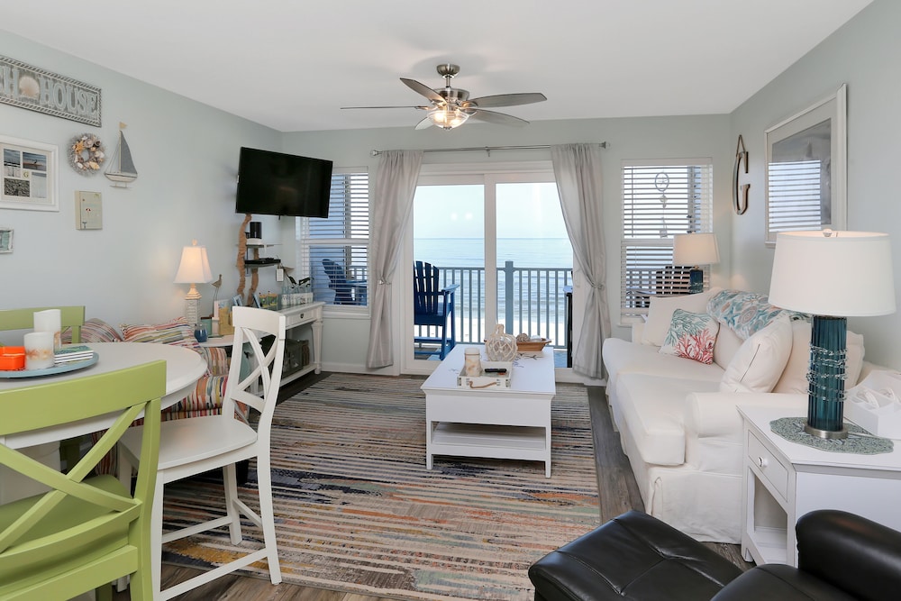 House, Multiple Beds (Sandcastle C) photo 1