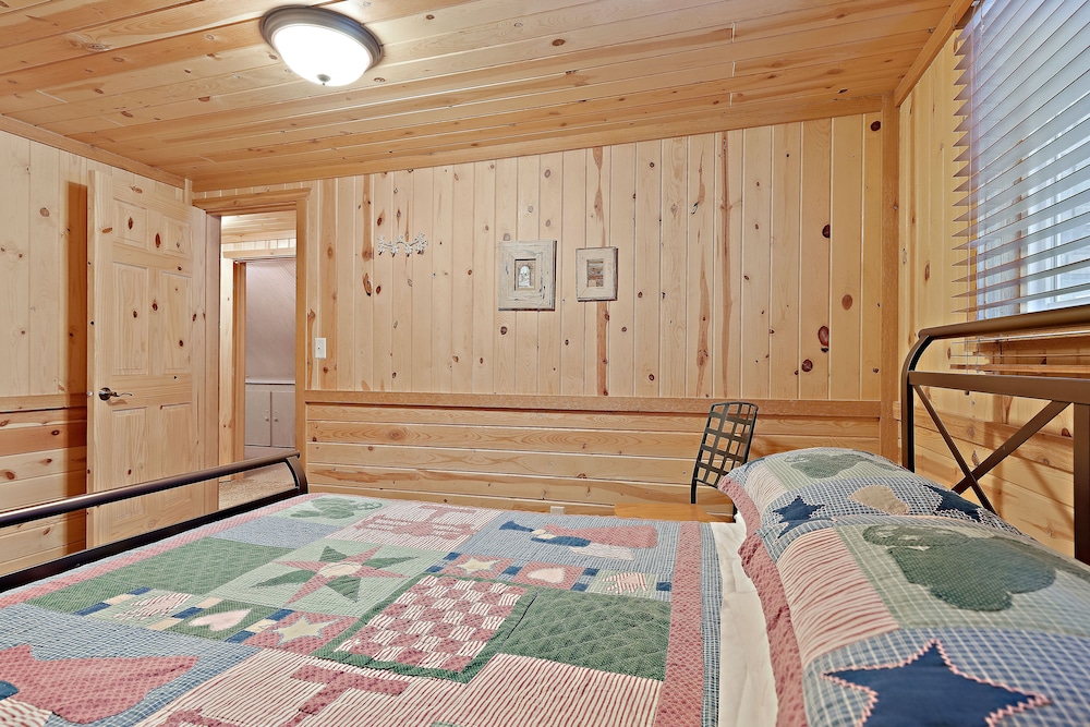 Villa (4 Bedrooms)