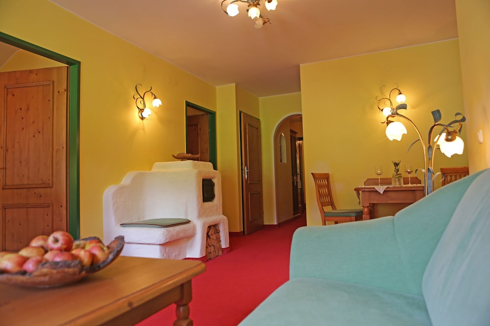 Traditional Suite photo 1