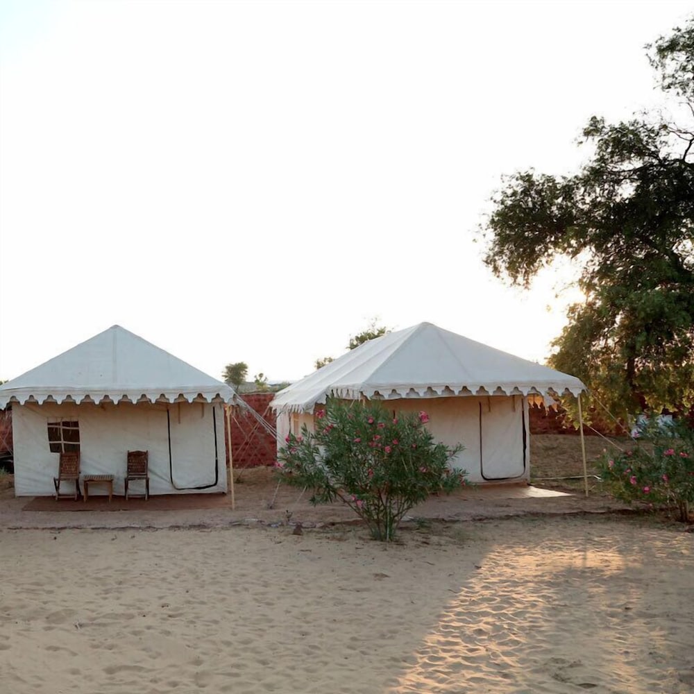 Luxury Tent photo 2