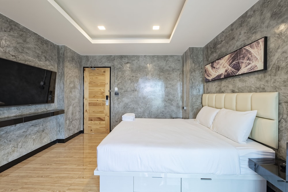 Deluxe Double Room - Photo 1