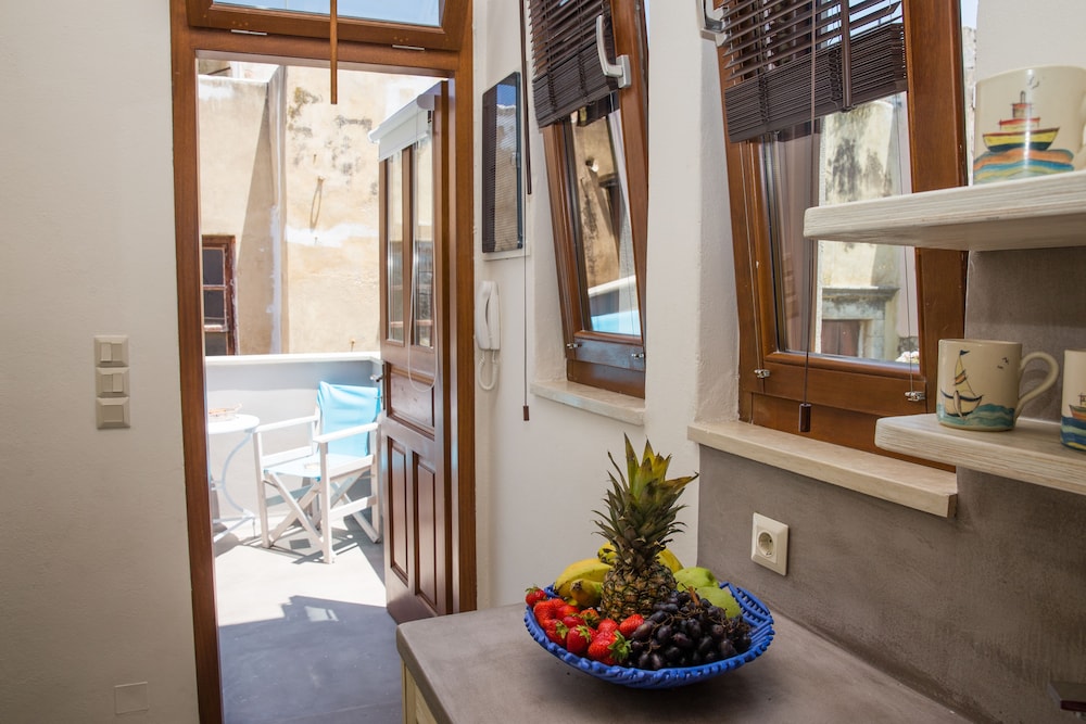 Luxury House, 1 Bedroom, City View photo 2