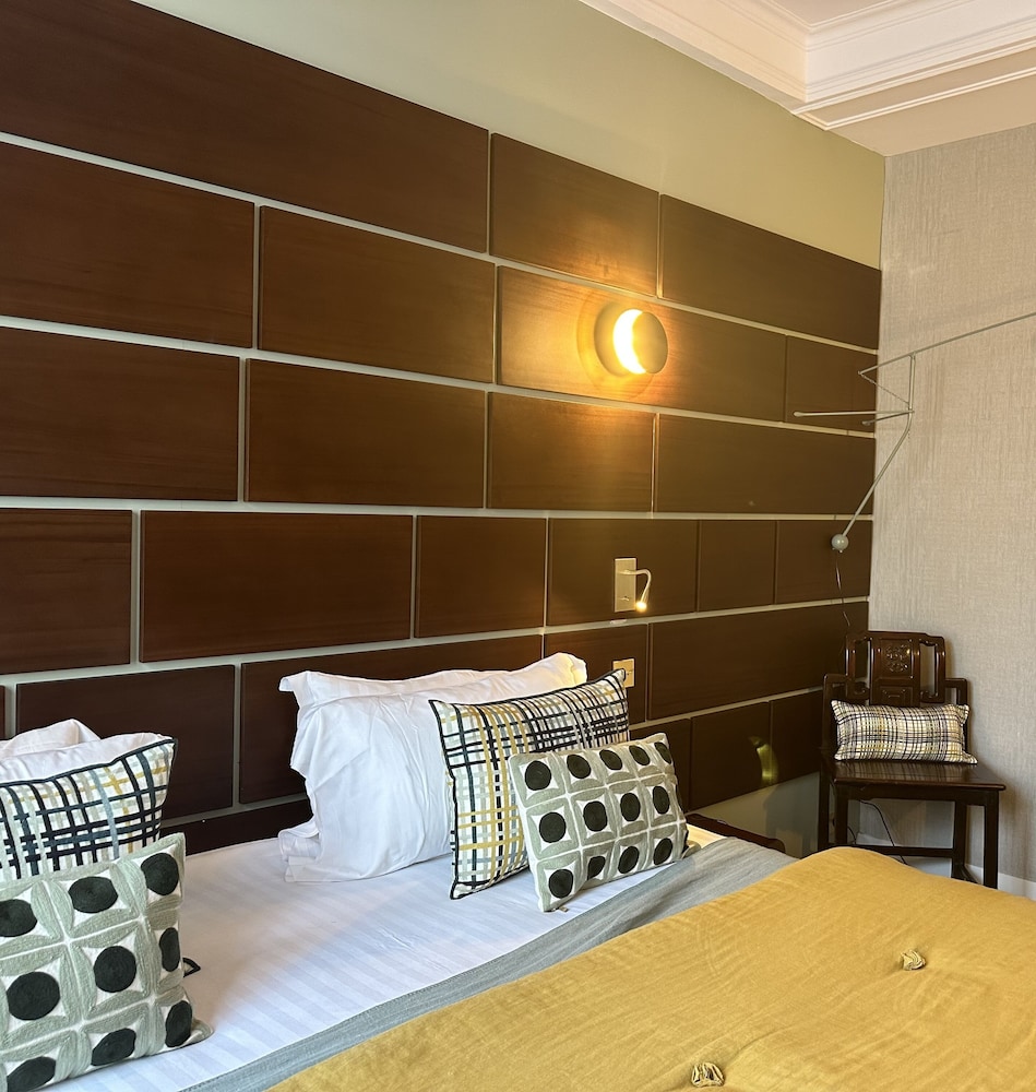 Deluxe Double Room photo 2