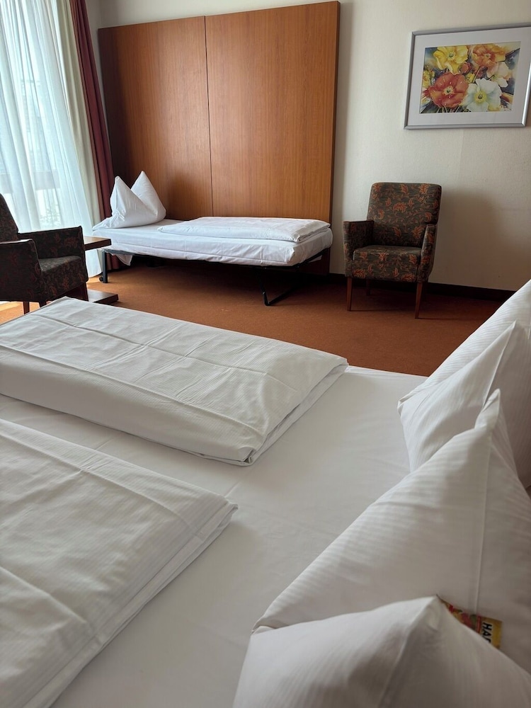 Business Triple Room, 1 Bedroom - Photo 6