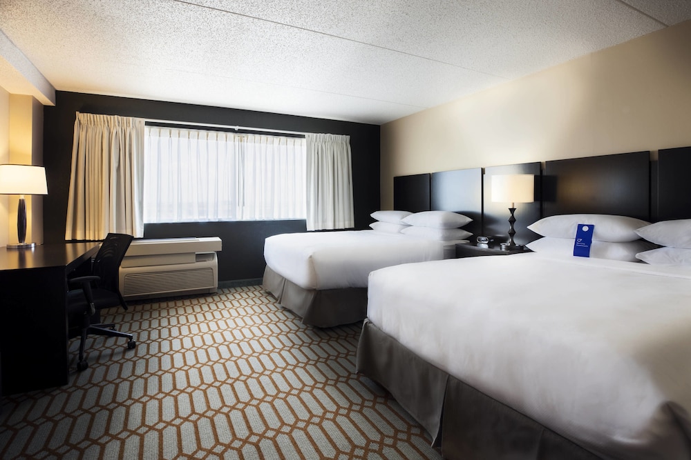 Suite, Multiple Beds, Pool View photo 1