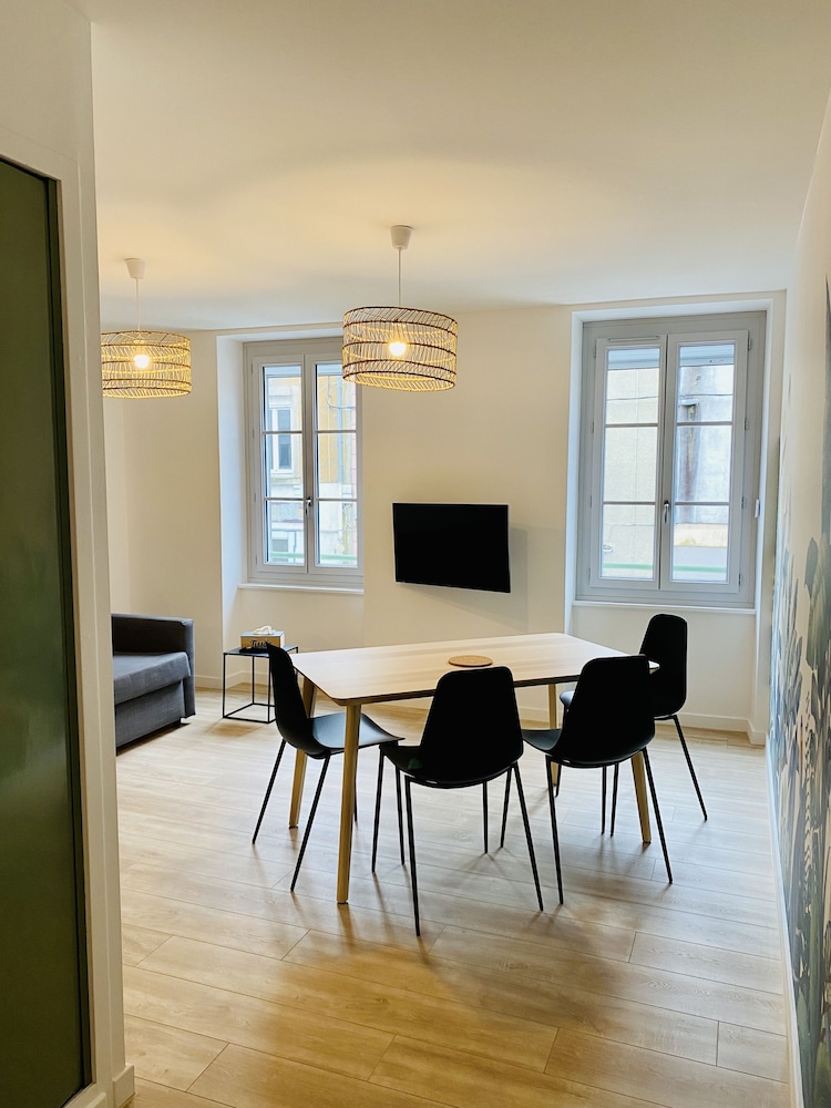 Luxury Apartment, Ensuite (1er & 2eme Etage Gauche)