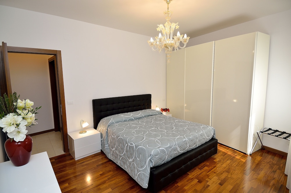 Apartment, 2 Bedrooms, Canal View (Calle Casseleria) photo 1