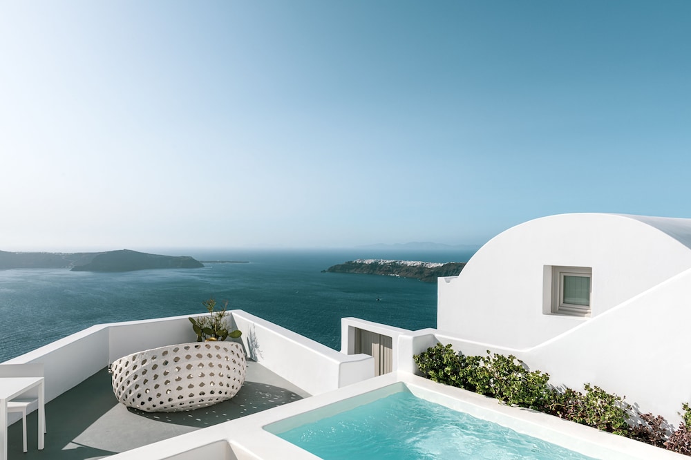 Junior Suite (with Plunge Pool) - Photo 10