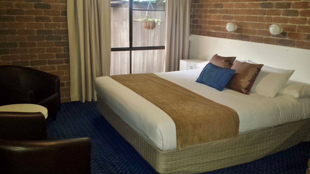 Comfort Suite, Non Smoking (King Room) photo 2
