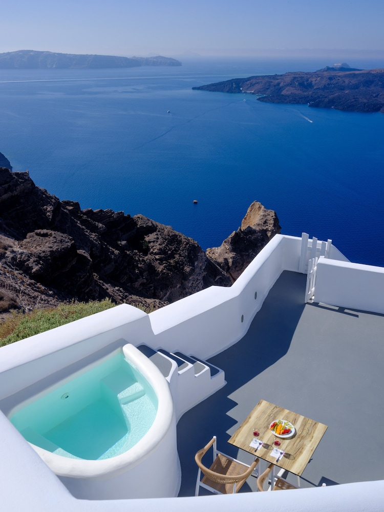 Apartment (Outdoor Hot Tub) - Photo 16