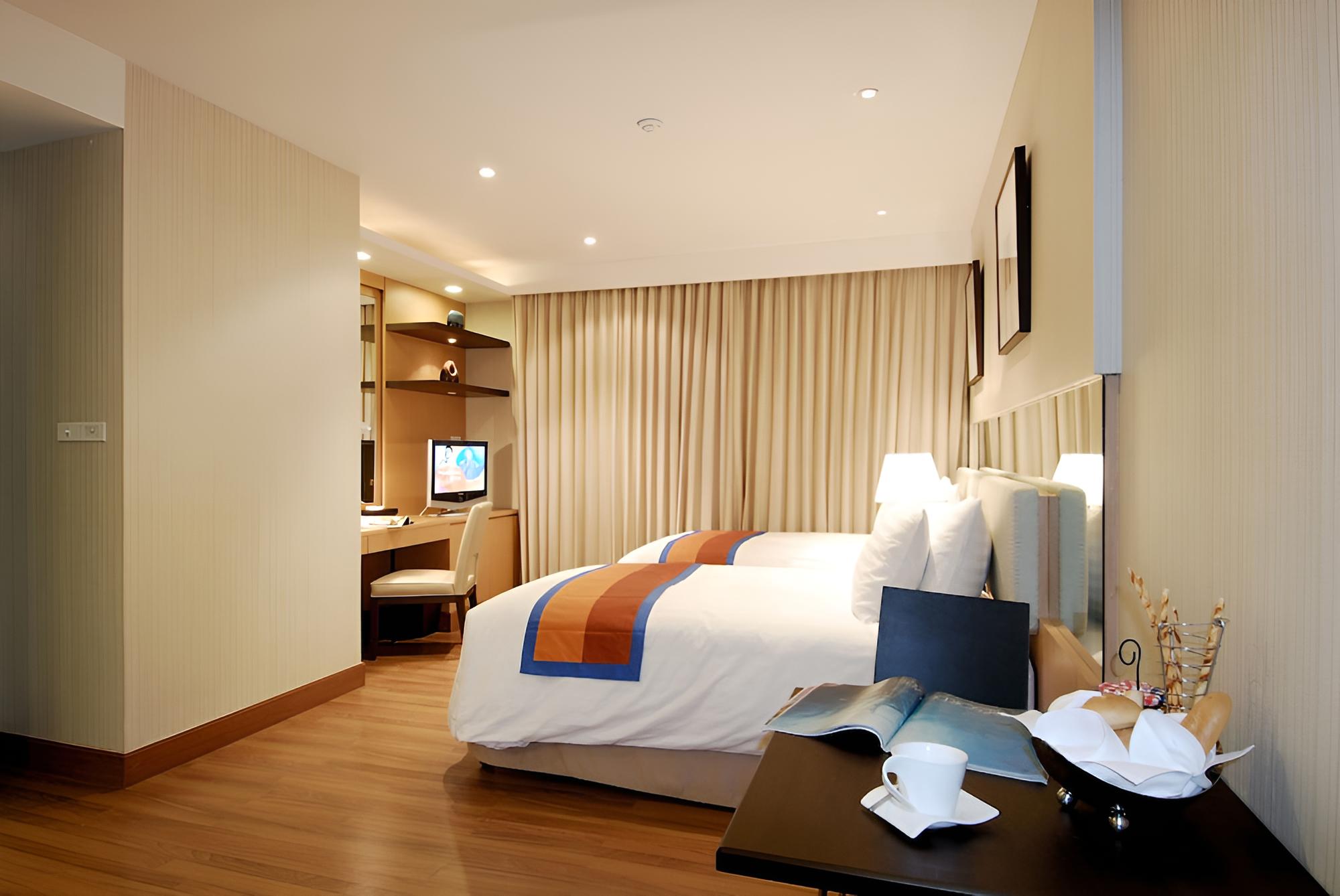Deluxe Room, 2 Twin Beds photo 1