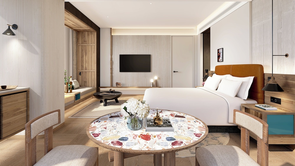 Standard Room, 1 King Bed, Mountain View