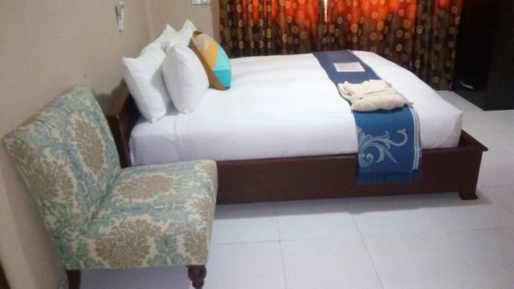 Deluxe Single Room, 1 Large Twin Bed, Non Smoking