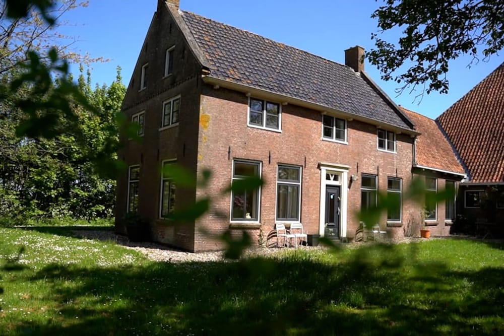 House photo 2