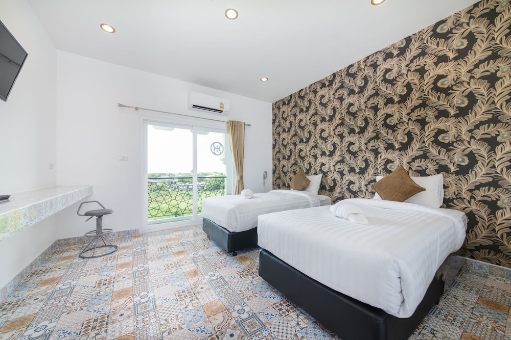 Standard Twin Room photo 1