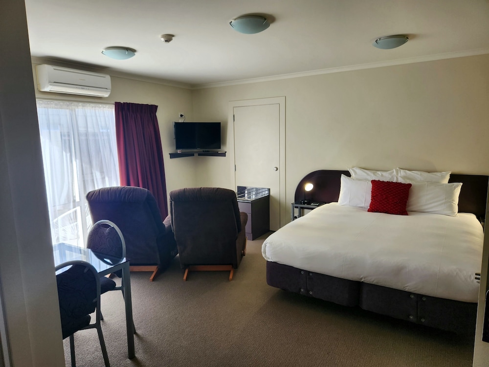 Apartment, 1 Bedroom, Ground Floor photo 3