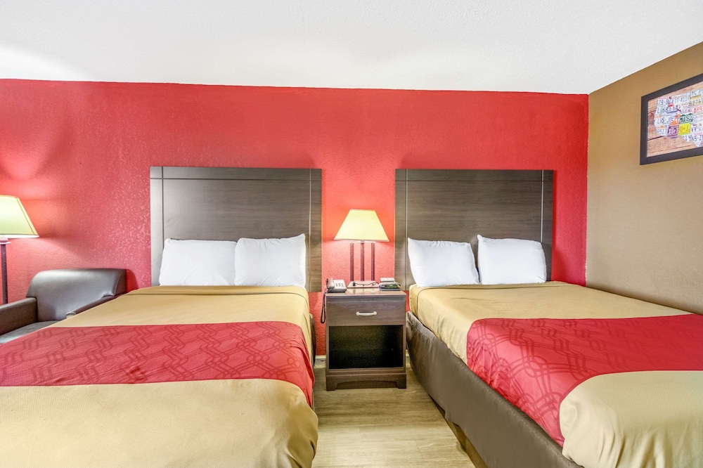Standard Double Room, 2 Double Beds, Non Smoking - Photo 3