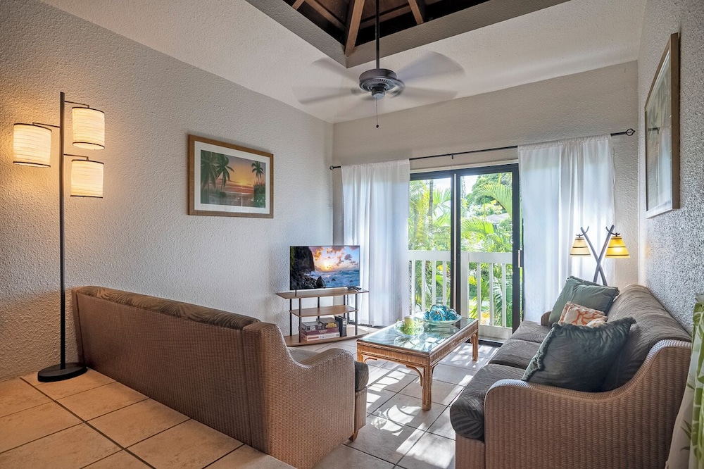 Condo, 1 Queen Bed, Balcony, Garden View (204B)