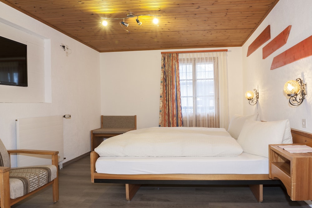 Double Room (South) photo 2