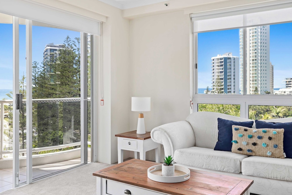 Apartment, 2 Bedrooms, Beach View photo 2