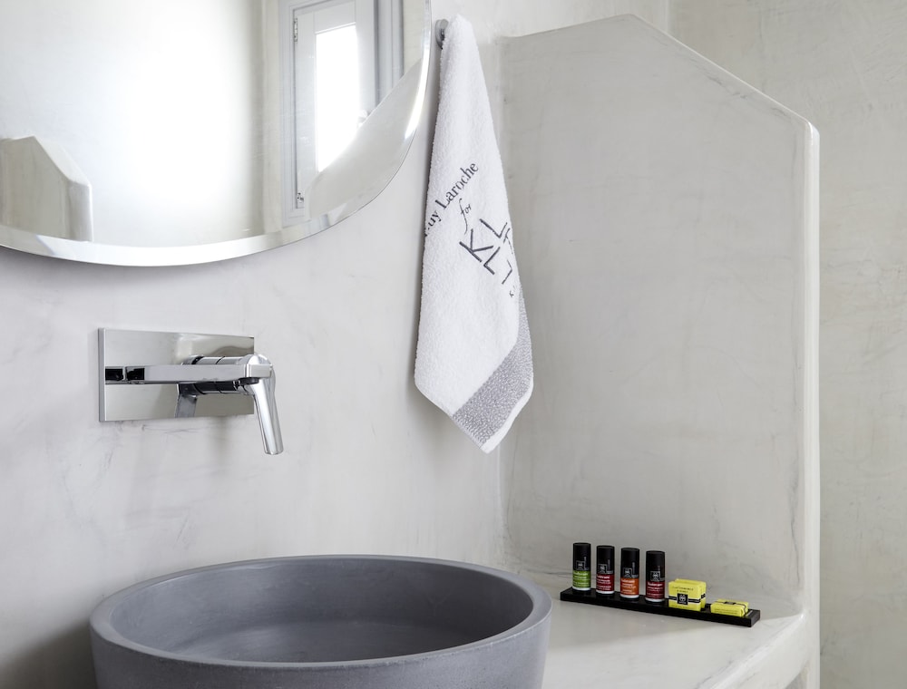 Basic Double Room, Balcony - Photo 18