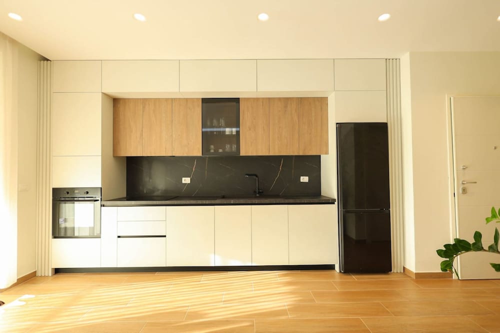 Apartment photo 2