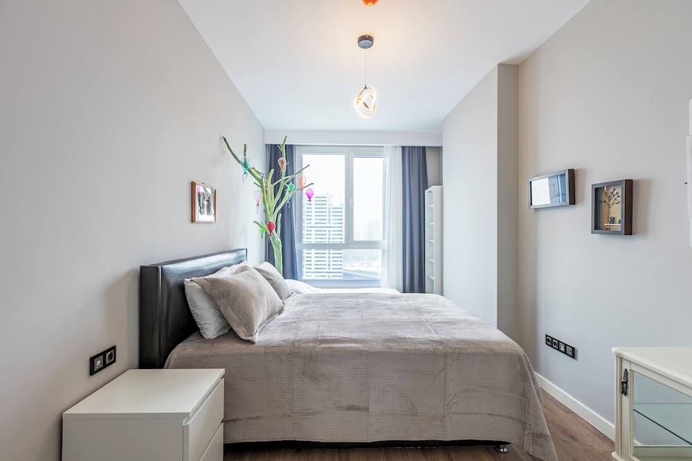 Luxury decorated apartment in high Floor  with a balcony photo 1