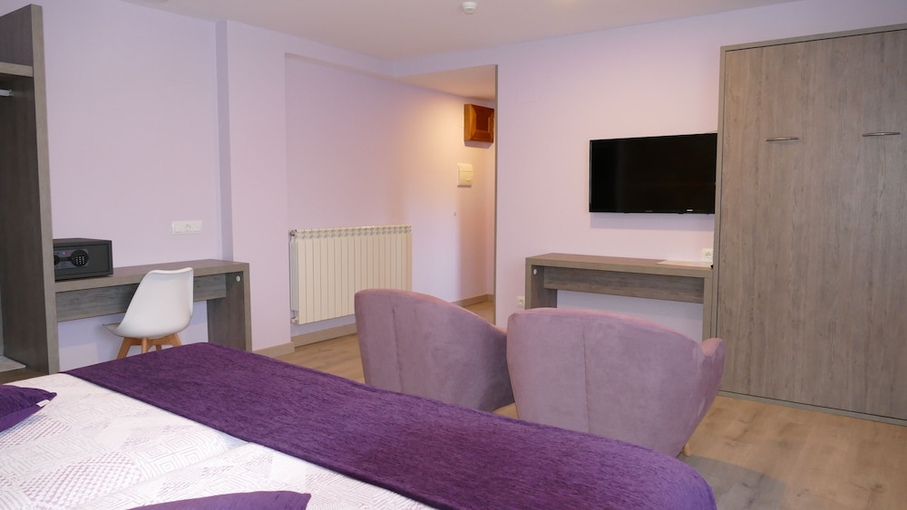 Luxury Twin Room photo 2