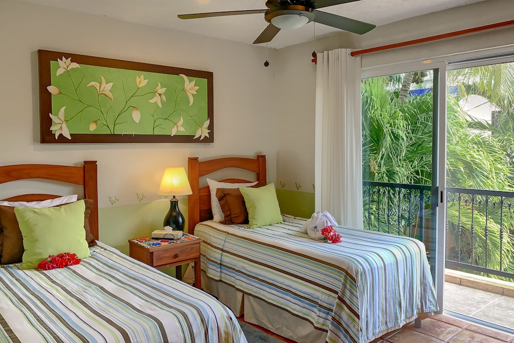 Luxury Villa, 4 Bedrooms, Courtyard Area photo 1