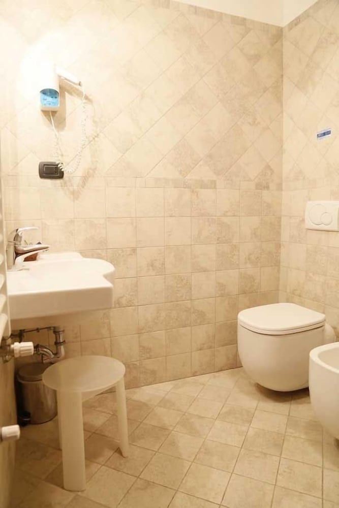 Superior Double or Twin Room photo 3
