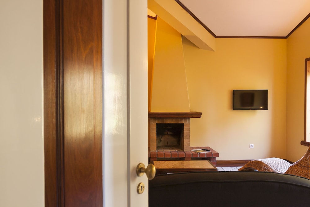 Suite - Photo 5