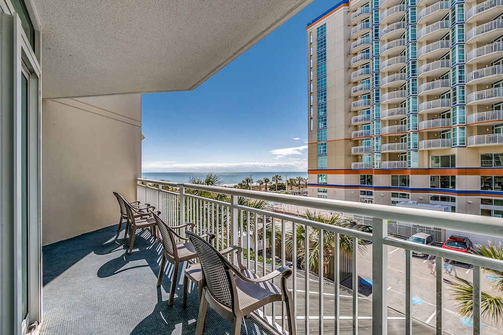 Basic Room, 3 Bedrooms, Partial Sea View (Angle) - Photo 10