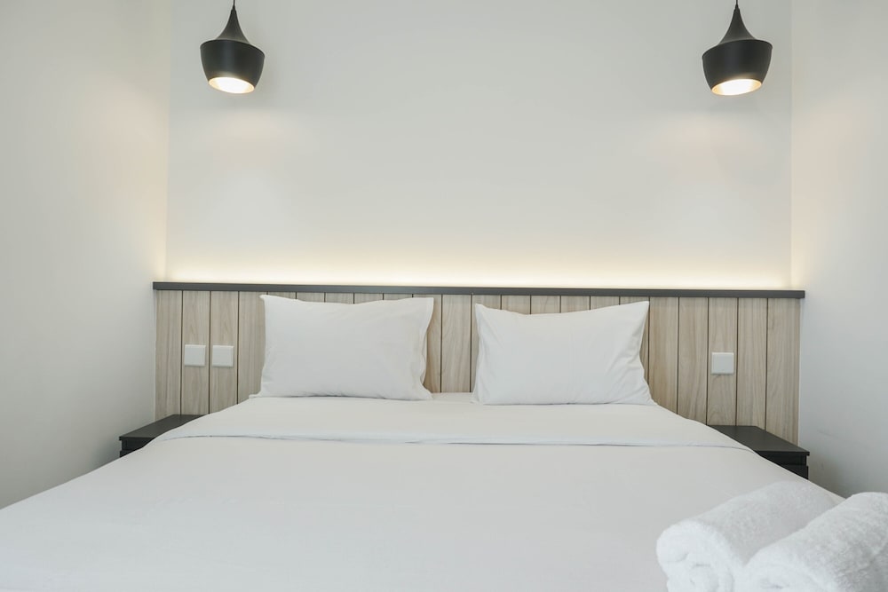 Room - Photo 1