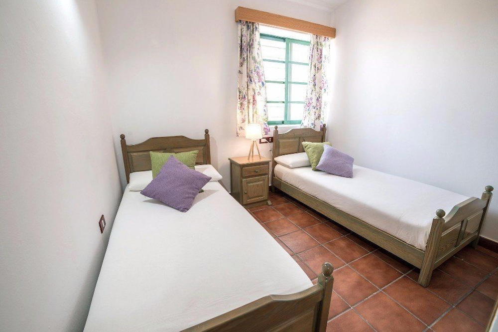 Habitación Estándar con Dos Camas Individuales - Vista A La Montaña
