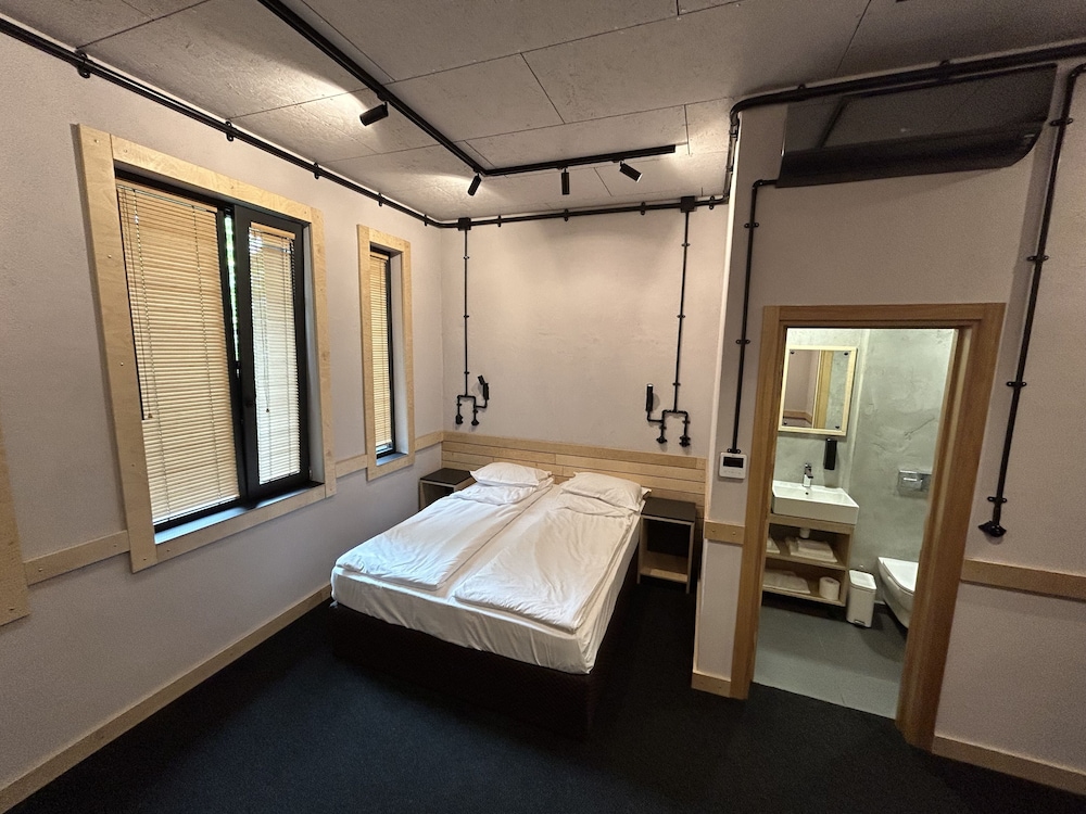 Comfort Room photo 2