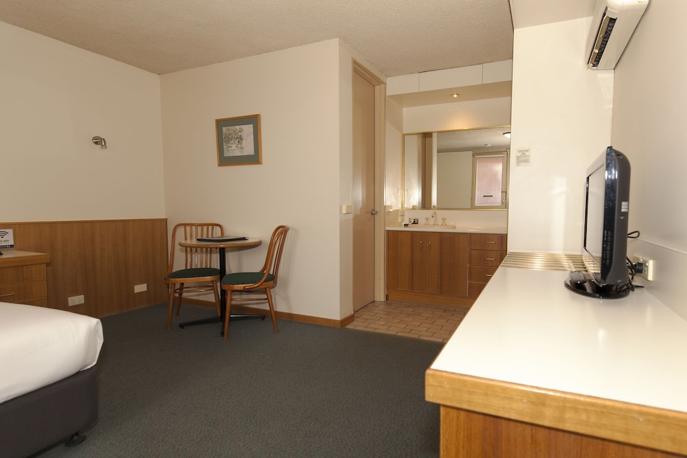 Queen Room - Photo 4