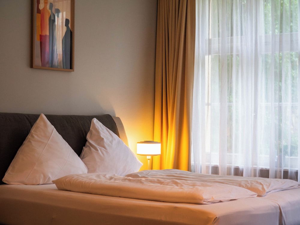 Carl Suites Superior - Photo 4