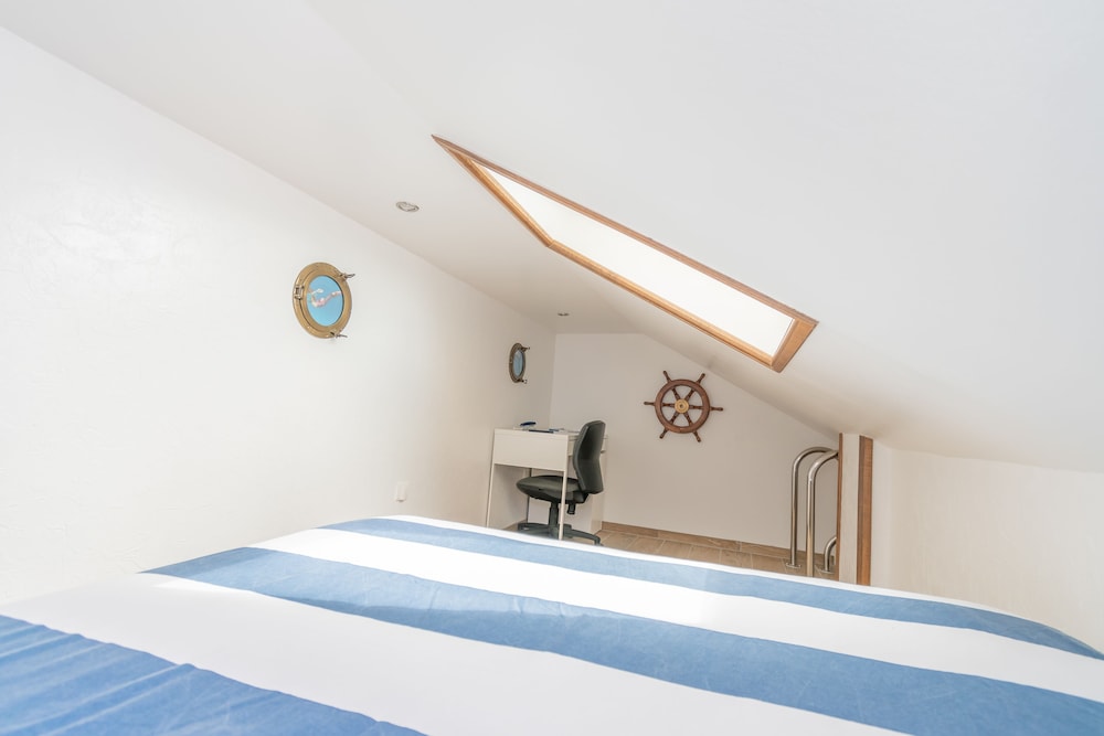 Blue Marine Apartment - Photo 22
