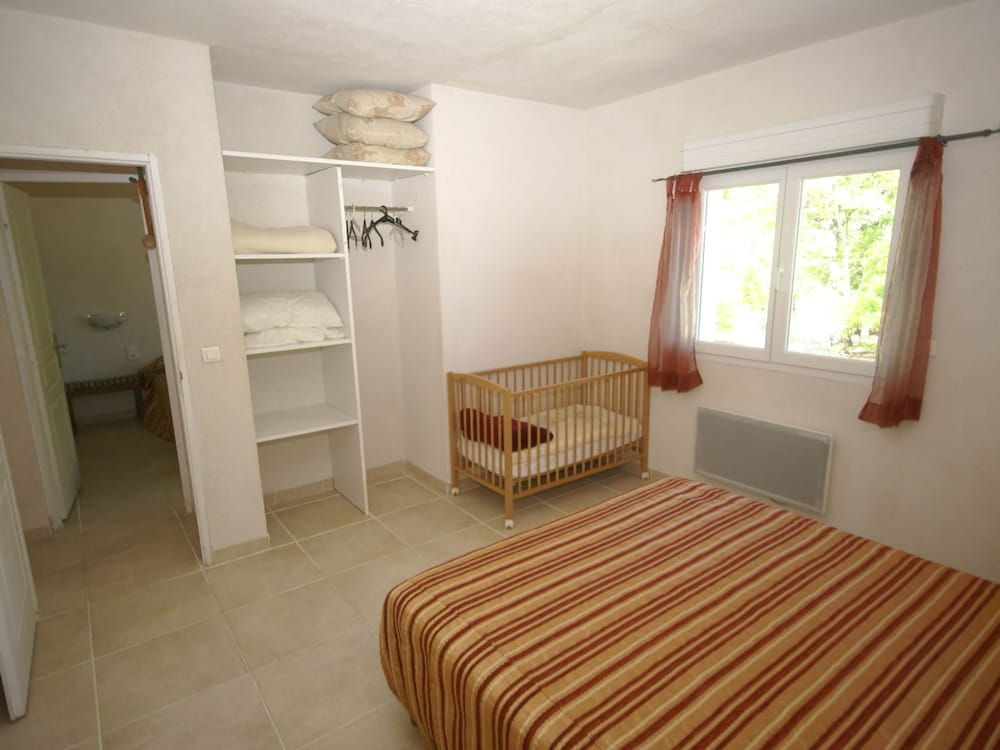 Villa photo 2