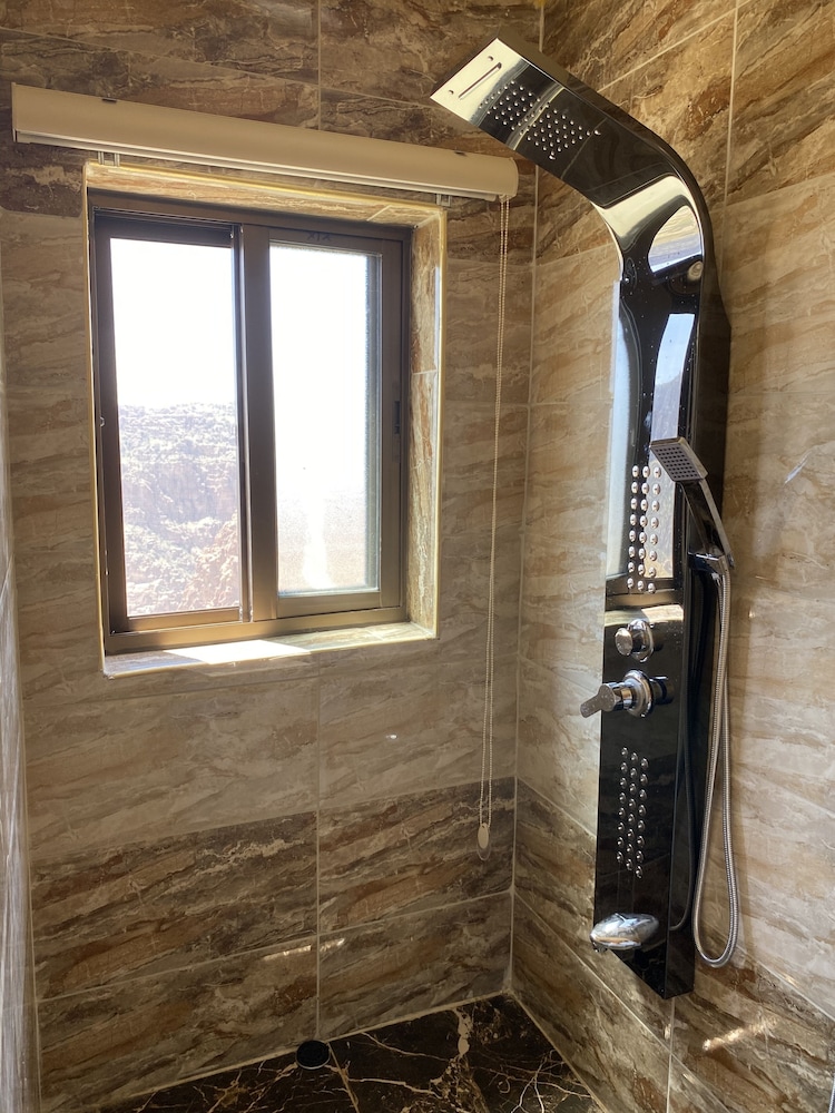 Deluxe Double Room, Valley View, Mountainside photo 3