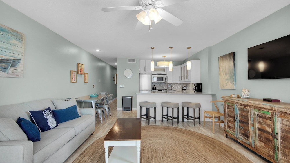 Condo, 1 Queen Bed with Sofa bed, Patio, Ocean View (Mistral 1) photo 3