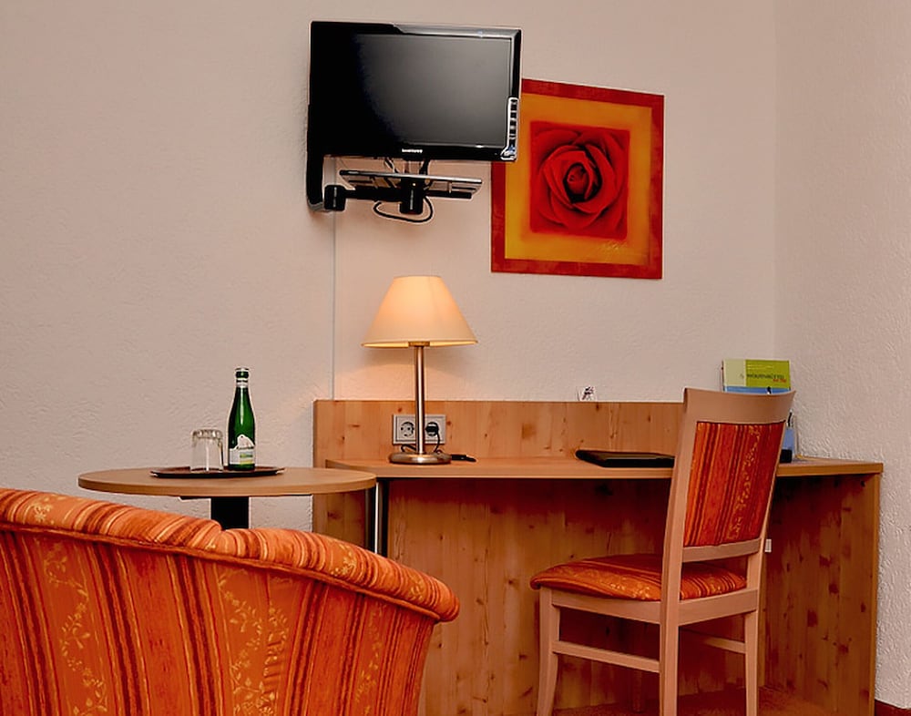 Single Room photo 2