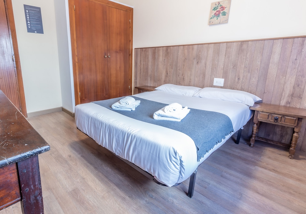 Economy Double or Twin Room - Photo 2